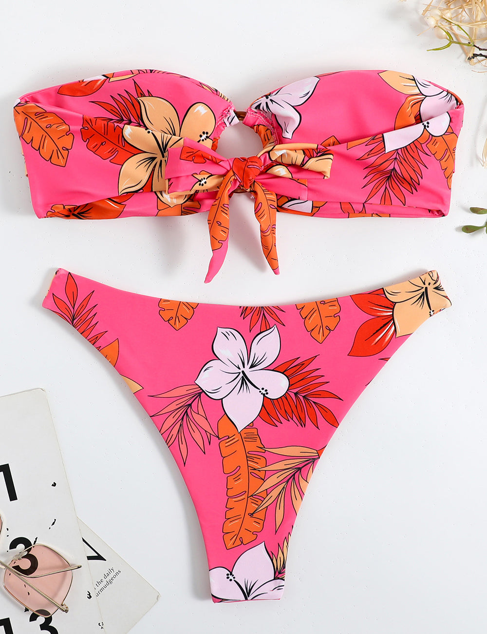 Bluma | Bikini con estampado floral y sujetador banau