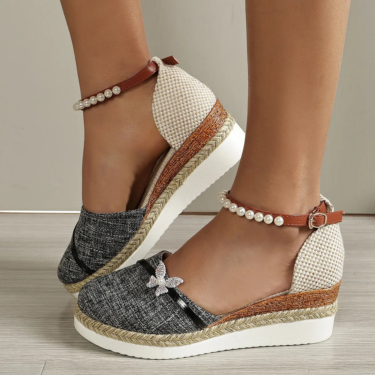 Brenda | Sandalias de cuña con lazo para mujer