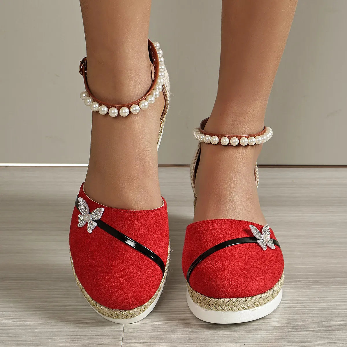 Brenda | Sandalias de cuña con lazo para mujer