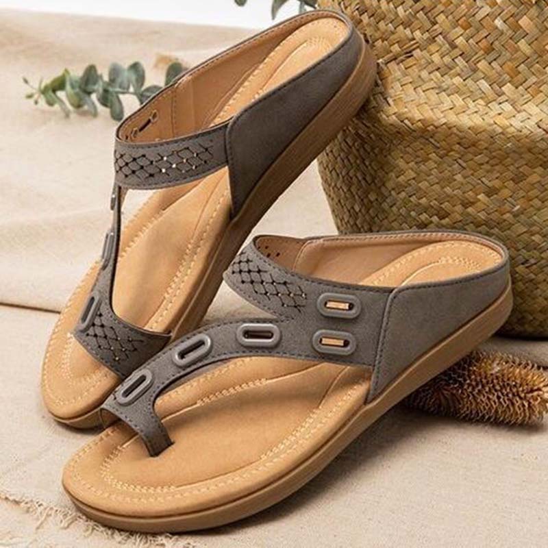 Blanca | Sandalias ortopédicas de verano.