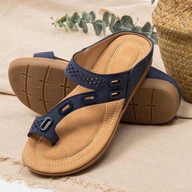 Blanca | Sandalias ortopédicas de verano.