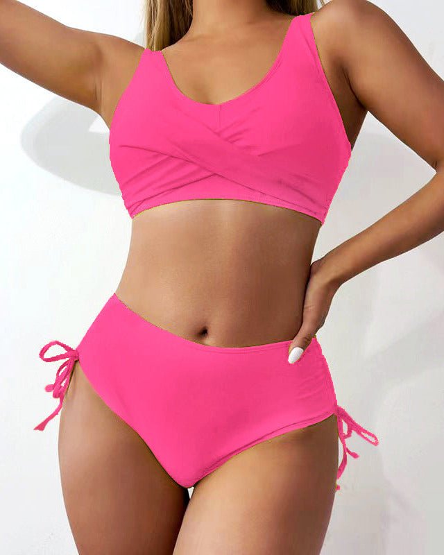 Ana | Bikini liso con toque portivo y cordón