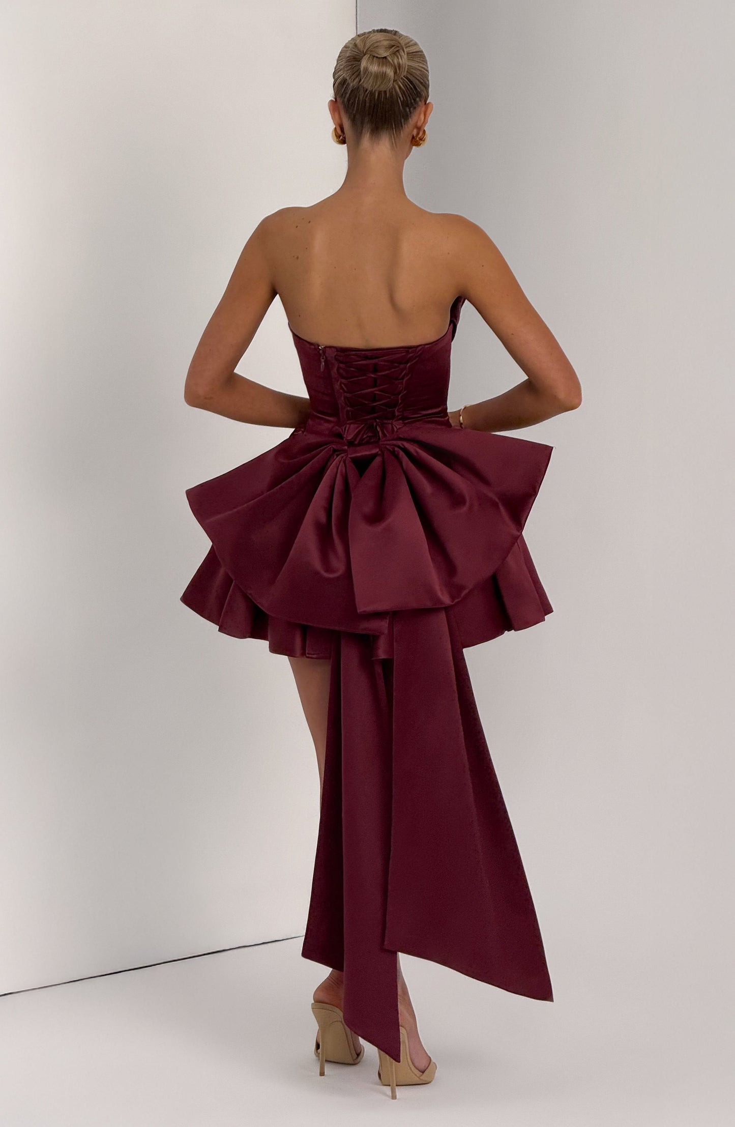 Vestido Mini Trinity - Laca de Cereza
