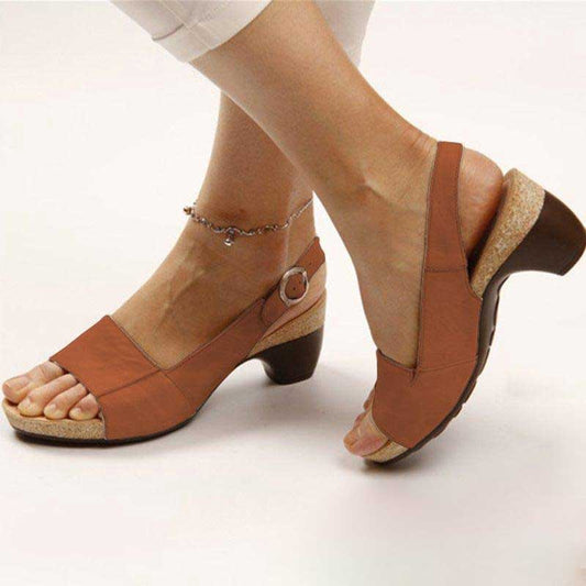 Zoraida | Sandalias ortopédicas con tacón cómodo.
