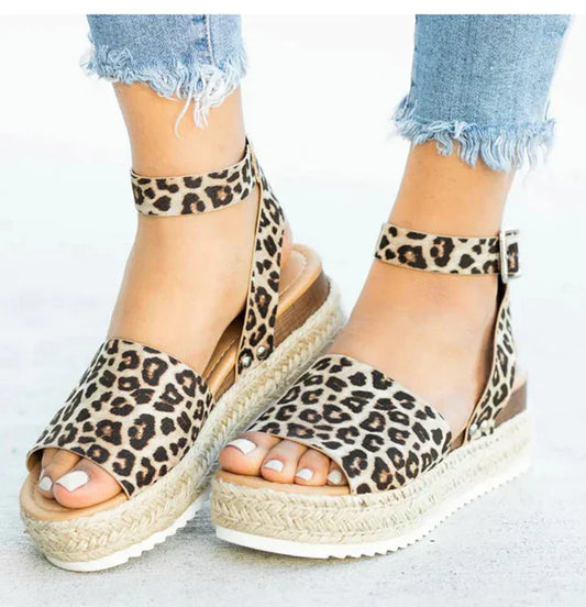 Aquilina | Sandalias de moda para mujer