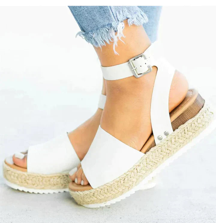 Aquilina | Sandalias de moda para mujer
