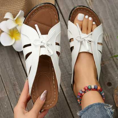 Zenda | Sandalias cómodas con pajarita.