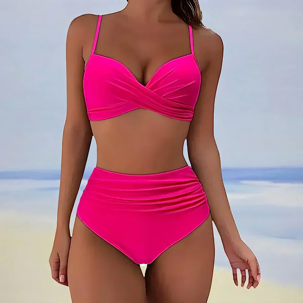 Alejandra | Bikini     atemporal y elegante.