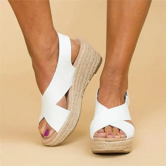 Aura | Sandalias de cuña cómodas para el verano.