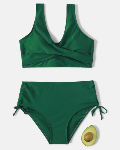 Ana | Bikini liso con toque portivo y cordón