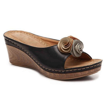 Ximena | Sandalias cómodas de piel con estampado floral.